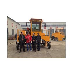 猪粪翻堆机 现代化有机肥设备的核心利器与粪便处理解决方案